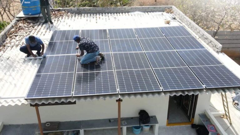 Solar connection without rooftop