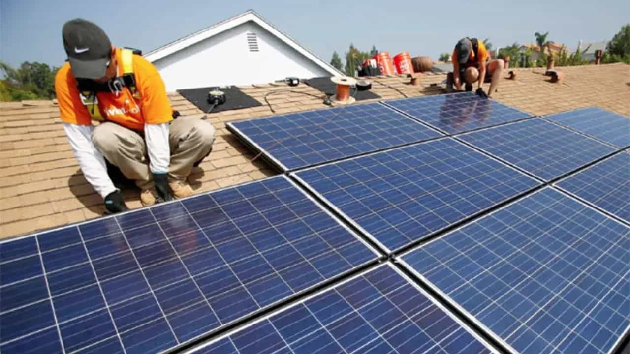 Govt to Offer 13 Lakh Green Jobs by 2025
